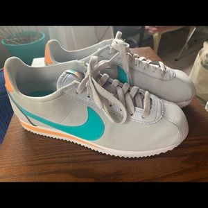 Nike Cortez Rare Colors Size 7.5